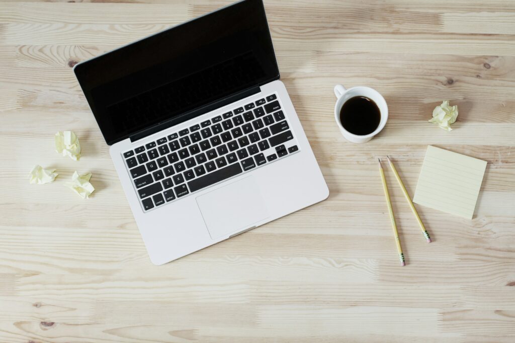 Tips on How to Create Keyword-Rich Content Using AI Essay Generators AI essay generators are becoming popular fast. They help students and bloggers create content in minutes. You just type a topic, and the tool writes a full draft.